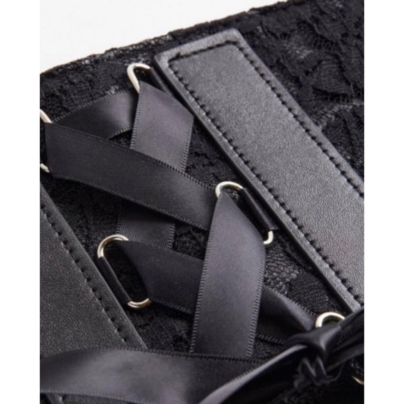 🆕 Black Lace Ribbon Corset Waist Stretch Belt 3 3X 22 24 NWT Torrid New! - Picture 3 of 6